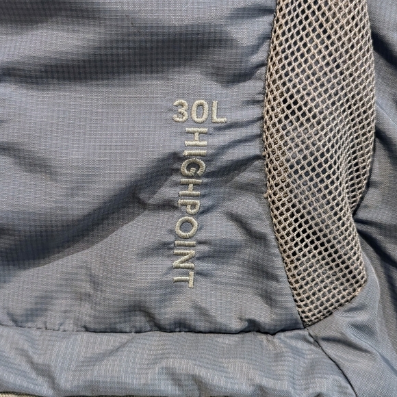 POWDER BLUE Eddie Bauer Highpoint 30L Backpack - Picture 3 of 16